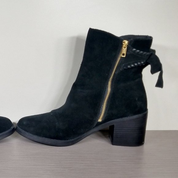 UGG Fraise Whipstitch Bow Ankle Bootie, Black Suede, Womens Size 11 / 42 - Picture 9 of 13